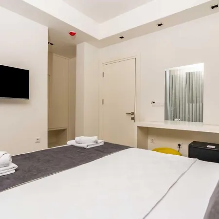Evderhan Hotel *