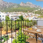 Evderhan Hotel *
