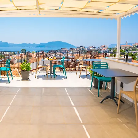 Hotel Evderhan *